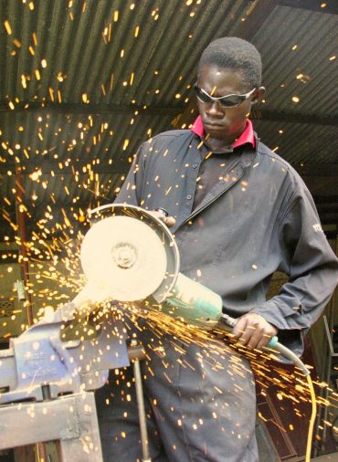 angle grinder, work, sparks-429757.jpg